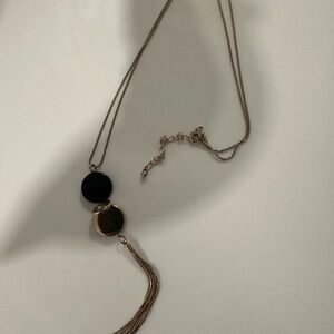 Elegant Gold and Black Pendant Necklace